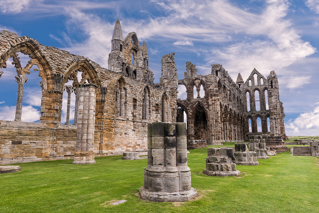 Discover Whitby | Your Ultimate Guide to Yorkshire’s Iconic Coastal Town